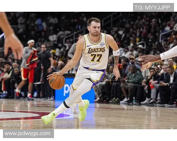 湖人惨败29分！詹姆斯无力回天，亚历山大36分击溃湖人队